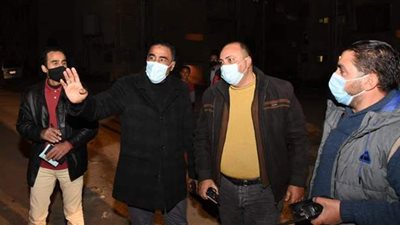 محافظ مطروح يتفقد المناطق العشوائية لبحث متطلبات الأهالي | صور