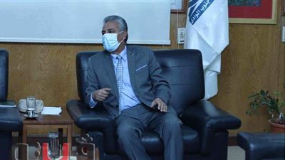 اجتماع تنسيقي لبحث مشروع تطوير القرى بجامعة جنوب الوادي