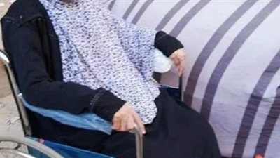 المتهم بإلقاء والدته في الشارع: 