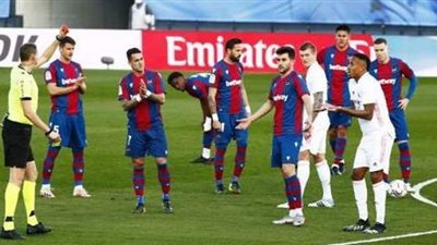ريال مدريد بـ10 لاعبين يخسر أمام ليفانتي 1/2 في الليجا