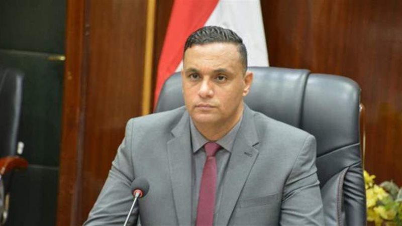 الدكتور أيمن مختار