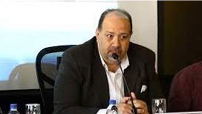 بعد التخفيض.. تعرف على راتب وليد العطار ومحمود سعد