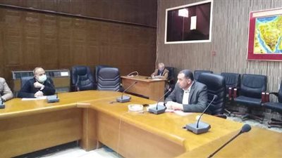 الغندور يترأس اجتماع لجنة إدارة الأصول المؤجرة وغير المستغلة بشمال سيناء