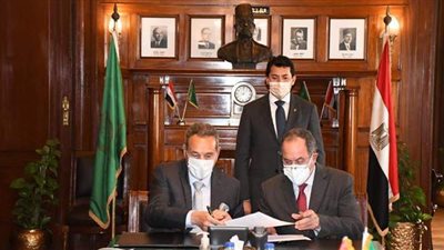 أشرف صبحي يستعرض آخر مُستجدات خطة صندوق دعم الرياضة ورعاية الموهوبين