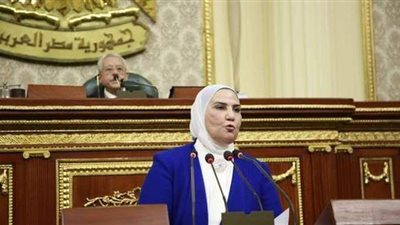 وزيرة التضامن تكشف تفاصيل صرف نقاط إضافية على بطاقة التموين بقيمة 100 جنيه شهريا