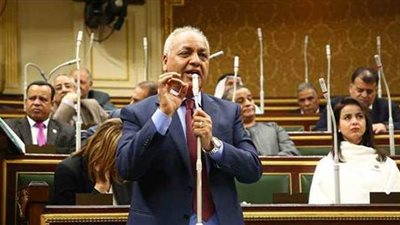 دون أسباب.. حفظ استجواب مصطفى بكري ضد وزير قطاع الأعمال