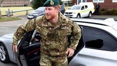 الأمير هاري ينتصر في معركة 