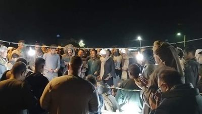 دعاء أهالي المحروسة بعد دفن جثمان المخرج محمد عبد النبي | فيديو