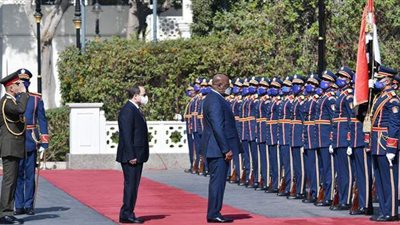 شاهد.. استقبال الرئيس السيسي نظيره الكونغولي بقصر الاتحادية