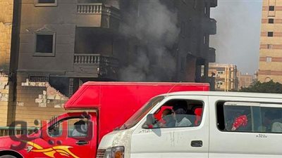 لليوم الرابع.. استمرار تصاعد الأدخنة من عقار فيصل وسيولة مرورية على الدائري | فيديو