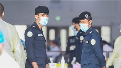 مطار الكويت يكشف عقوبة مزوري شهادة فحص 