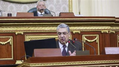 محمد شاكر: تغطية الجمهورية بشبكة لنقل الكهرباء على أعلى مستوى