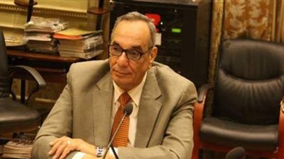 النائب يحيى كدوانى يقترح توليد الكهرباء بالصحراء