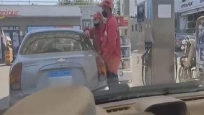 أمن القليوبية يفحص فيديو تبول عامل بمحطة وقود داخل 