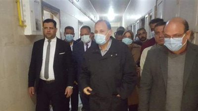 محافظ أسيوط يزور مصابي مزلقان القوصية ويقدم العزاء لأسر المتوفيين | فيديو
