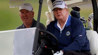 مشرعون إسكتلنديون يطالبون الحكومة بالتحقيق مع ترامب حول شرائه ملعبين للجولف