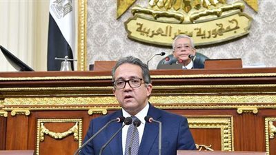 نائب عن مصر الجديدة: 