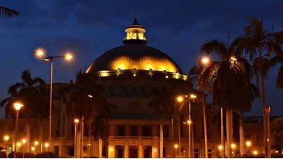 جامعة القاهرة: الطالب يستطيع اختيار شكل ونظام امتحانات نصف العام