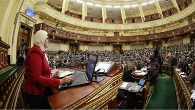 وزيرة الصحة: 