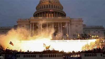 الغرامة تصل إلى 10 آلاف دولار.. قانون جديد يلزم أعضاء الكونجرس بالخضوع للفحص الأمني