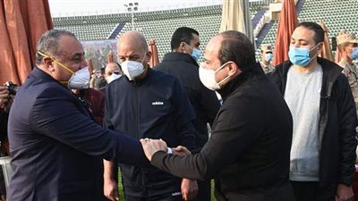 أبرزها الطالب جورج وقوة شعب مصر.. تفاصيل لقاء الرئيس مع أسر طلبة الكليات العسكرية