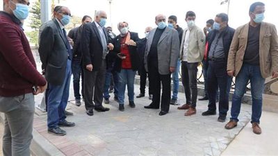 محافظ الجيزة يتفقد أعمال تطوير شارع النيل | صور