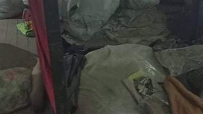 غلق مصنع ملابس بناصية شارع المحطة من البحر الأعظم بالجيزة | صور