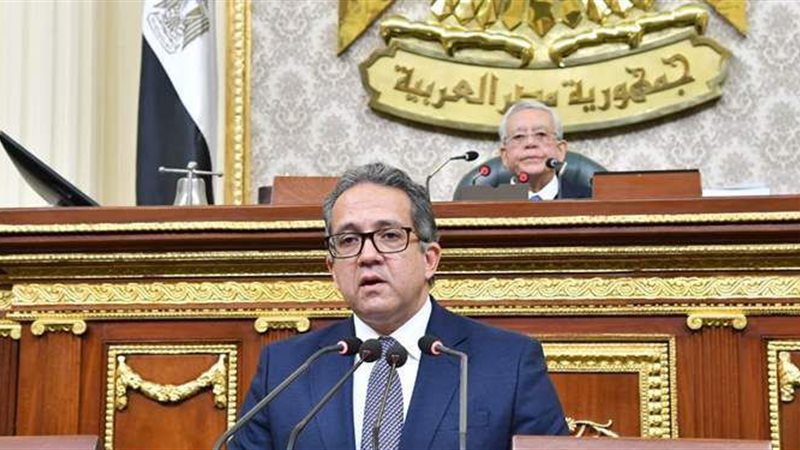 الدكتور خالد العناني