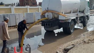 استمرار شفط مياه الأمطار بالقنطرة شرق الإسماعيلية | صور