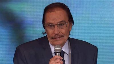 أصعب لحظة مرت على عزت العلايلي قبل وفاته