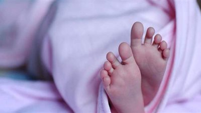 بعد العثور عليها أمام منزل بالخانكة.. حجز رضيعة بمستشفى شبين القناطر