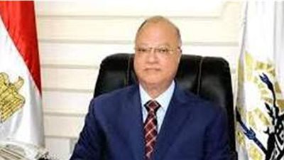 نشرة قسم الأخبار وأبرزها: صورة على كرسي الأمين العام لجامعة الدول العربية تطيح برئيس حي غرب القاهرة.. والمفتي: أضع أموالي في البنوك