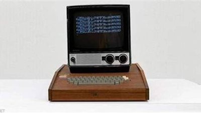 بـ 1.5 مليون دولار.. عرض كمبيوتر آبل أصلي عمره 45 عاما للبيع