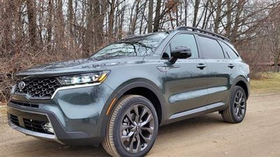 كيا سورينتو 2021 بتجهيزات توفر قيادة آمنة مع التغيرات المناخية