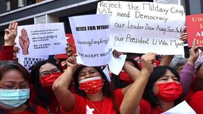 الحركة الحمراء.. التفاصيل الكاملة لاحتجاج ميانمار وسر اختيار لون مميز للاعتراض