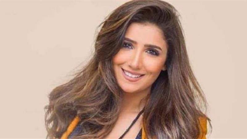 مي عمر 