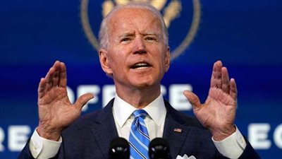 بعد فقدان سيدة لعملها بسبب كورونا.. بايدن يتواصل مع المواطنين هاتفيًا