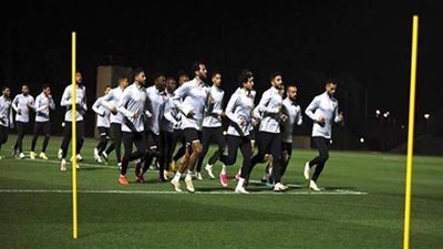الأهلي يعلن نتائج مسحات كورونا للاعبين قبل مباراة بايرن ميونخ