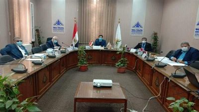 رئيس جامعة بنها يترأس لجنة اختيار عميد كلية الفنون التطبيقية