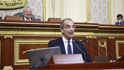 وزير الاتصالات يكشف أمام البرلمان تفاصيل الانتقال للعاصمة الإدارية