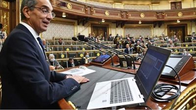 وزير الاتصالات: رقم قومى لكل عقار فى مصر
