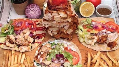 بأقل تكلفة وأشهى طعم.. طريقة عمل سيخ الشاورما البيتي |فيديو