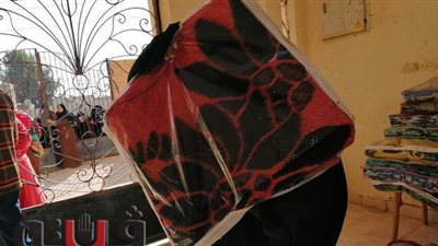 توزيع ٦٠٠ بطانية لأسر أولى بالرعاية في القنطرة شرق الإسماعيلية | صور