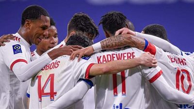 ليون يتصدر الدوري الفرنسي بفوزه على ستراسبورج 0/3