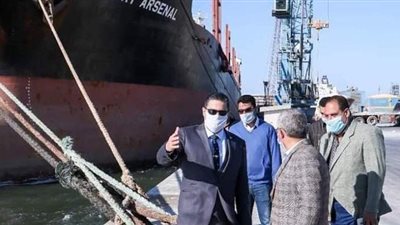 ميناء دمياط تستقبل 27 سفينة متنوعة.. اليوم