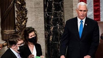 برنامج إذاعي للشباب.. وظيفة مايك بنس الجديدة بعد ترك البيت الأبيض