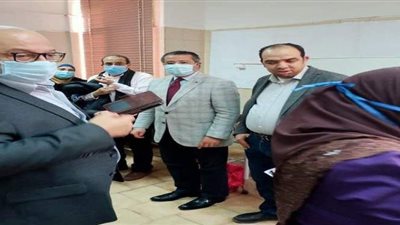 تطعيم الأطقم الطبية ببنها الجامعي بلقاح كورونا | صور