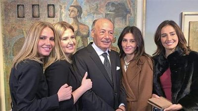 بنات شيحة.. حكايات مثيرة عن الرسام والـ4 قطط