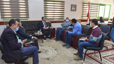 رئيس جامعة سوهاج يبحث ترفيق ٣٥٢ وحدة سكنية لهيئة التدريس