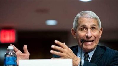 تطعيم أكبر عدد من الناس مرتين.. فاوتشي يكشف عن أفضل وسيلة للتصدي لكورونا